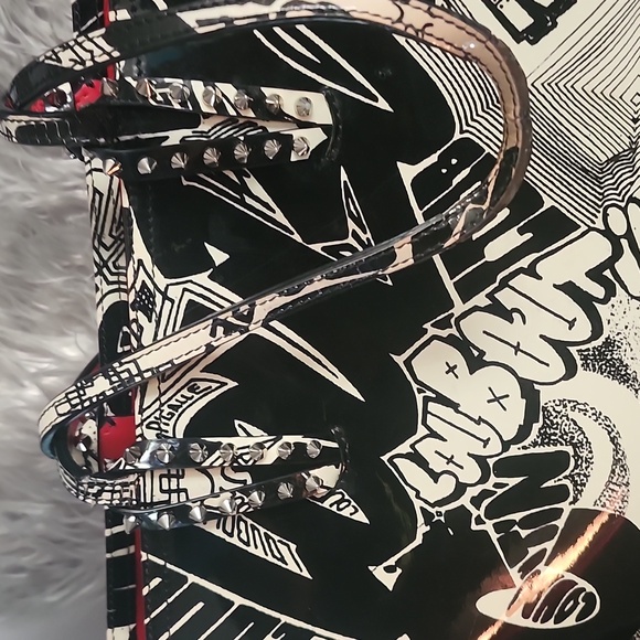 Christian Louboutin Graffiti Cabata  Tote W/ Dustbag - Picture 15 of 16